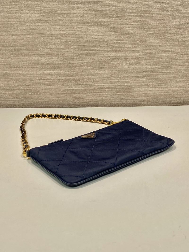 Pra*a hobo bags